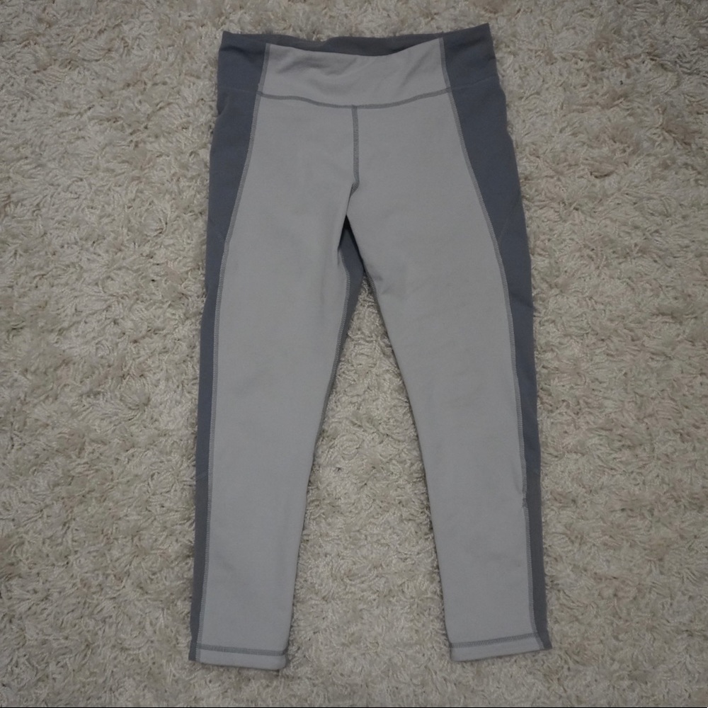 Under Armour Women’s Gray Leggings